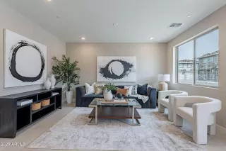 Photo #3: 6845749 Listing 