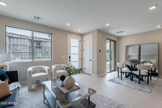 Photo #5: 6845749 Listing 