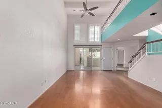 Photo #6: 6845751 Listing 