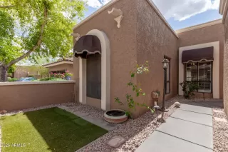 Photo #3: 6845766 Listing