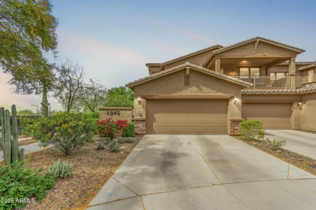 MLS: 6845833 Condo For Sale