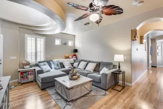 Photo #3: 6845844 Listing