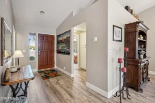 Photo #6: 6845858 Listing 