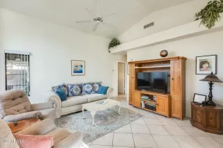 Photo #1: 6845899 Listing