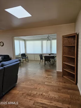 Photo #3: 6846063 Listing