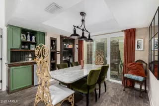 Photo #3: 6846091 Listing