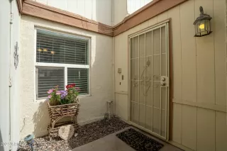 Photo #2: 6846137 Listing 