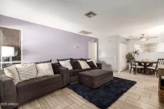 Photo #3: 6846273 Listing 