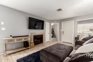 Photo #4: 6846273 Listing 