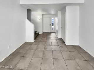 Photo #2: 6846319 Listing 