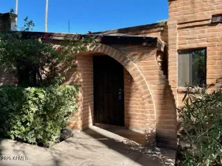 Photo #1: 6846330 Listing 