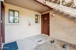 Photo #4: 6846442 Listing 