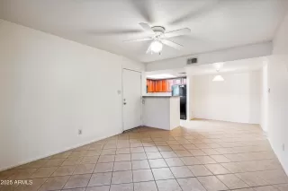 Photo #6: 6846442 Listing 