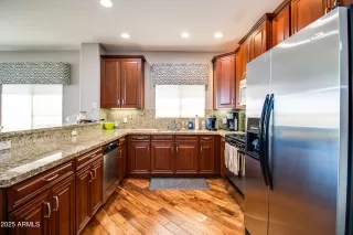 Photo #6: 6846578 Listing