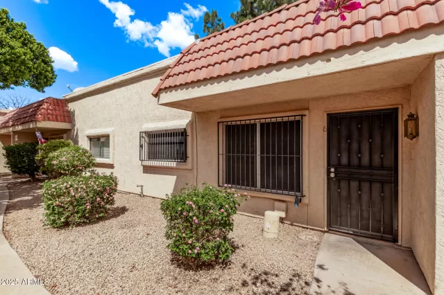 MLS: 6846891 Condo For Sale