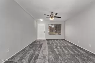 Photo #6: 6846891 Listing