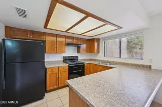 Photo #5: 6847015 Listing