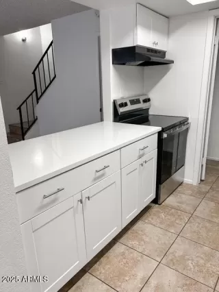 Photo #3: 6847165 Listing 