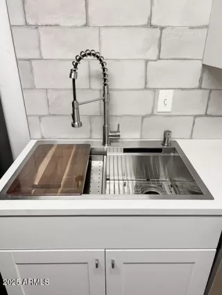 Photo #5: 6847165 Listing 