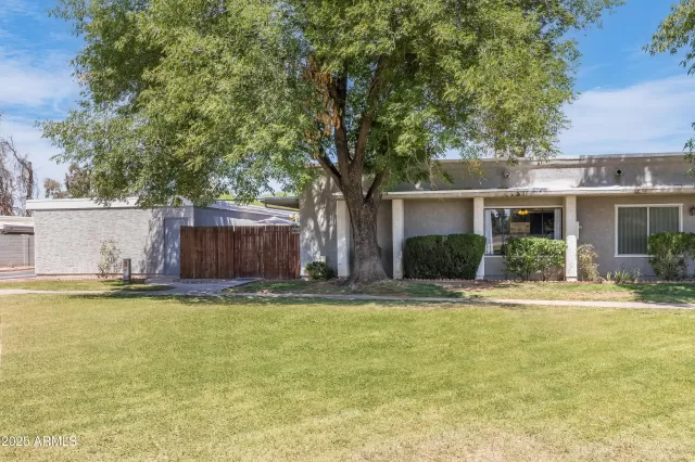 MLS: 6847660 Condo For Sale