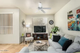 Photo #2: 6847685 Listing 