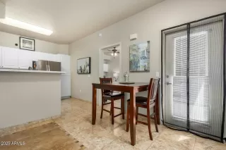 Photo #6: 6847685 Listing 