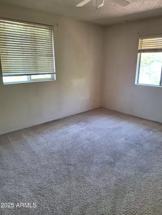 Photo #5: 6847895 Listing 