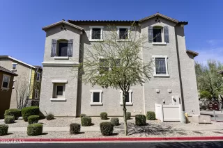 Photo #1: 6847916 Listing