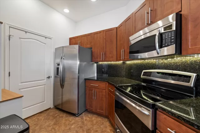 MLS: 6848037 Condo For Sale