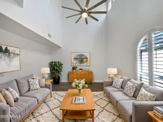 Photo #2: 6848095 Listing