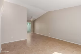 Photo #6: 6848341 Listing 