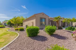 Photo #1: 6848372 Listing 