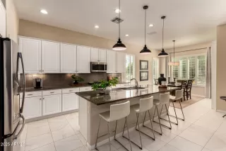 Photo #3: 6848372 Listing 