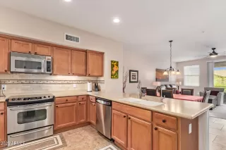 Photo #3: 6848393 Listing