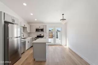 Photo #4: 6848403 Listing 