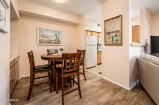 Photo #6: 6848530 Listing 