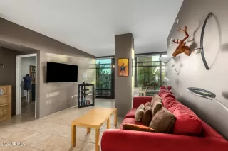 Photo #3: 6848589 Listing 