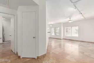 Photo #4: 6848597 Listing