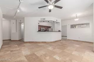 Photo #6: 6848597 Listing