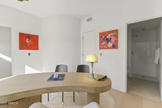 Photo #5: 6848804 Listing