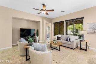 Photo #4: 6849027 Listing 