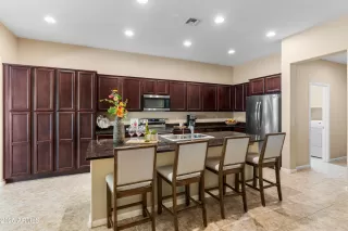 Photo #5: 6849027 Listing 