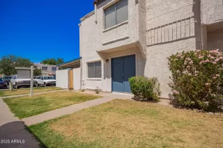 Photo #2: 6849256 Listing