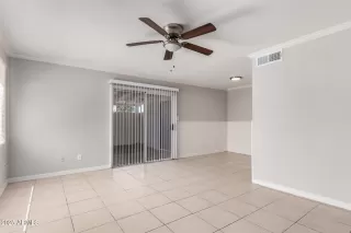 Photo #3: 6849256 Listing