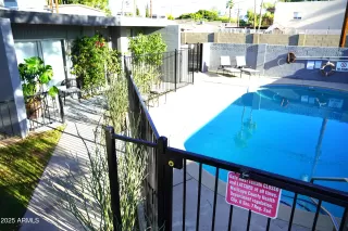 Photo #4: 6849414 Listing