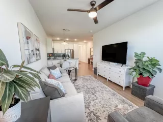 Photo #1: 6849611 Listing