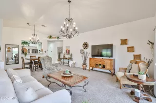 Photo #3: 6849670 Listing