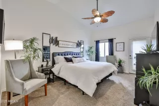 Photo #6: 6849670 Listing