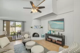 Photo #5: 6849836 Listing 