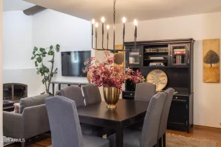 Photo #6: 6850010 Listing